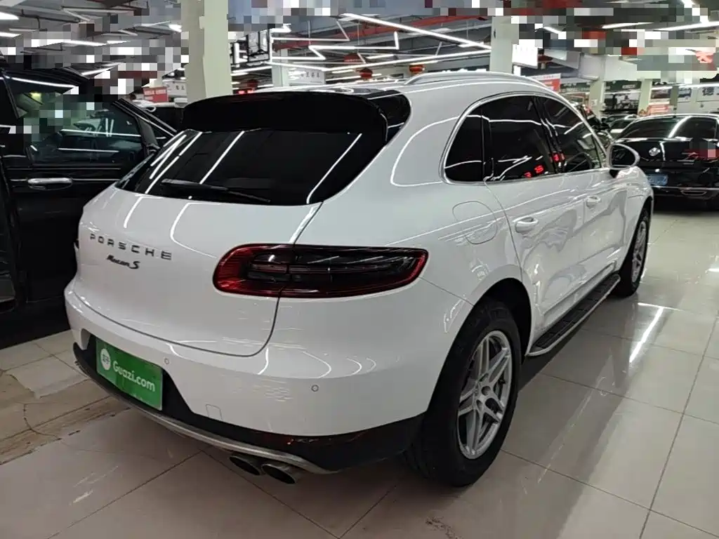 Porsche Macan 2017 — фото 7