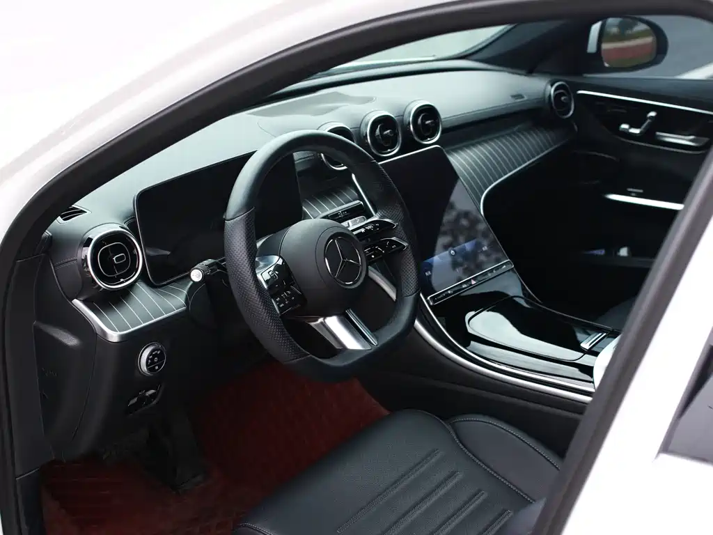 Mercedes-Benz C-Class 2022 — фото 4
