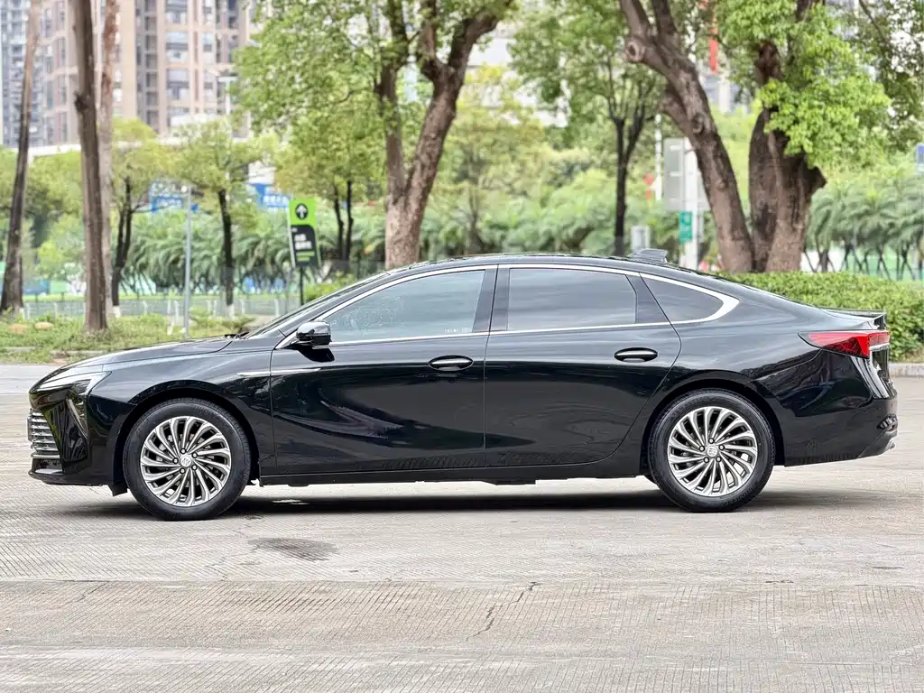 Buick LaCrosse 2023 — фото 4