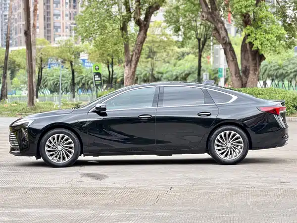 Buick LaCrosse 2023