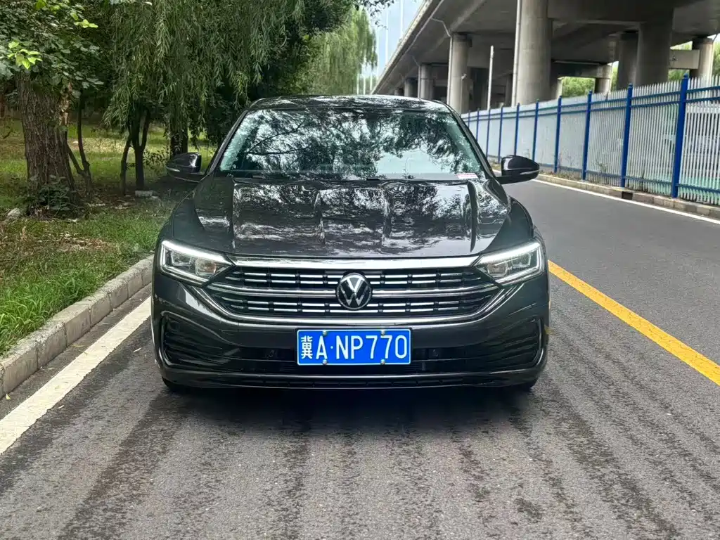 Volkswagen Sagitar 2023