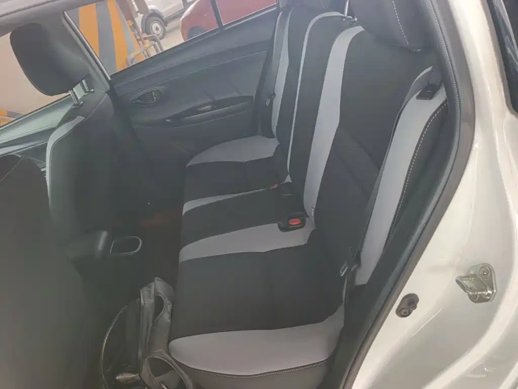 Toyota Yaris L 2021 — фото 17