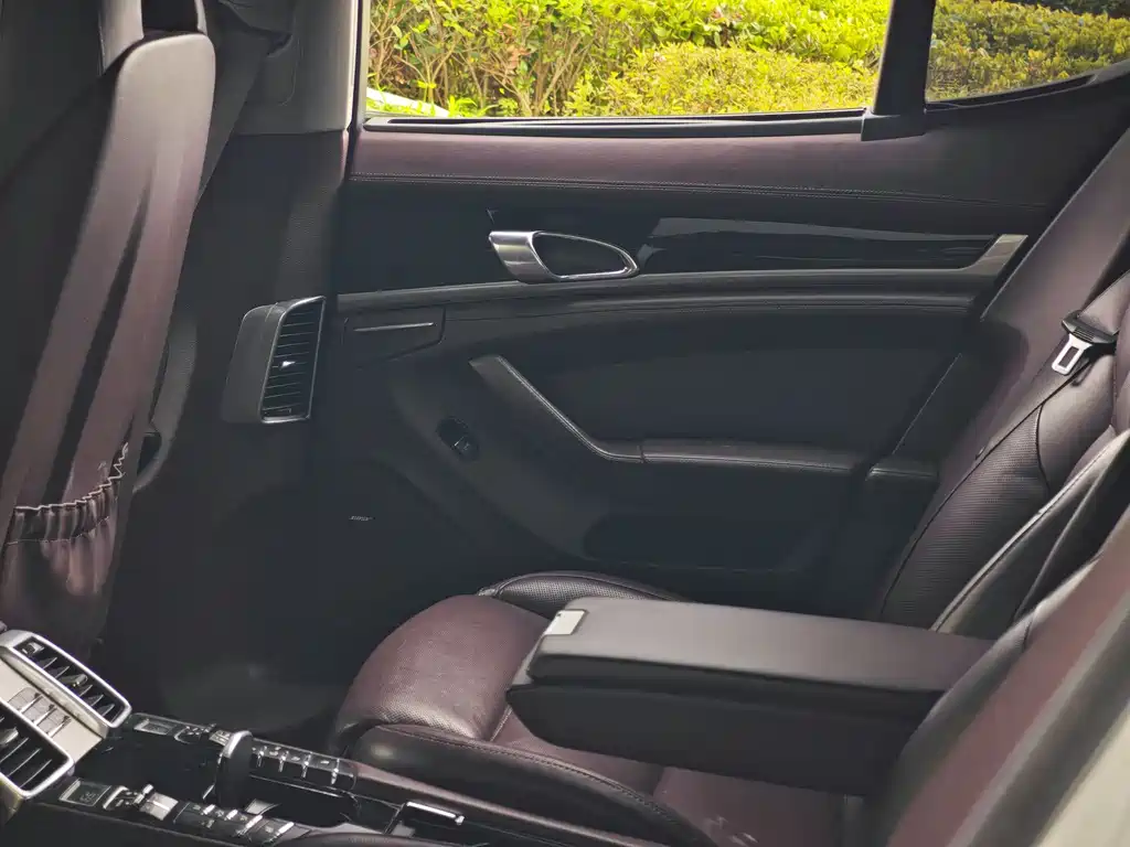 Porsche Panamera 2016 — фото 11