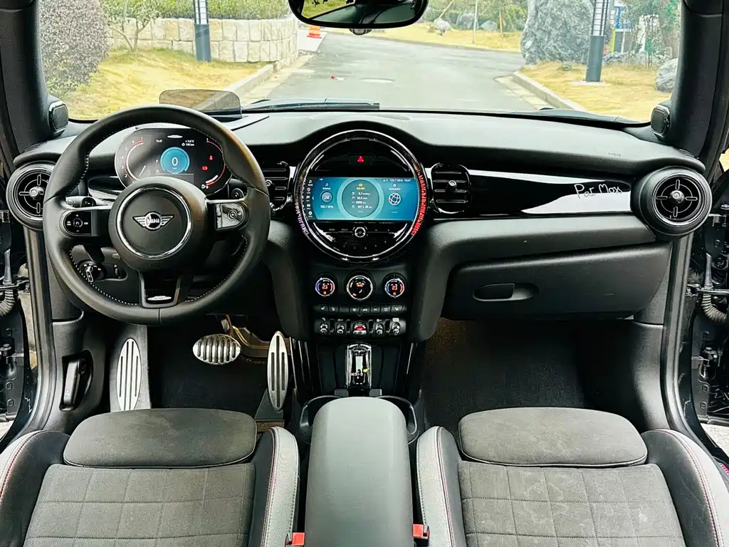MINI JCW 2023 — фото 15