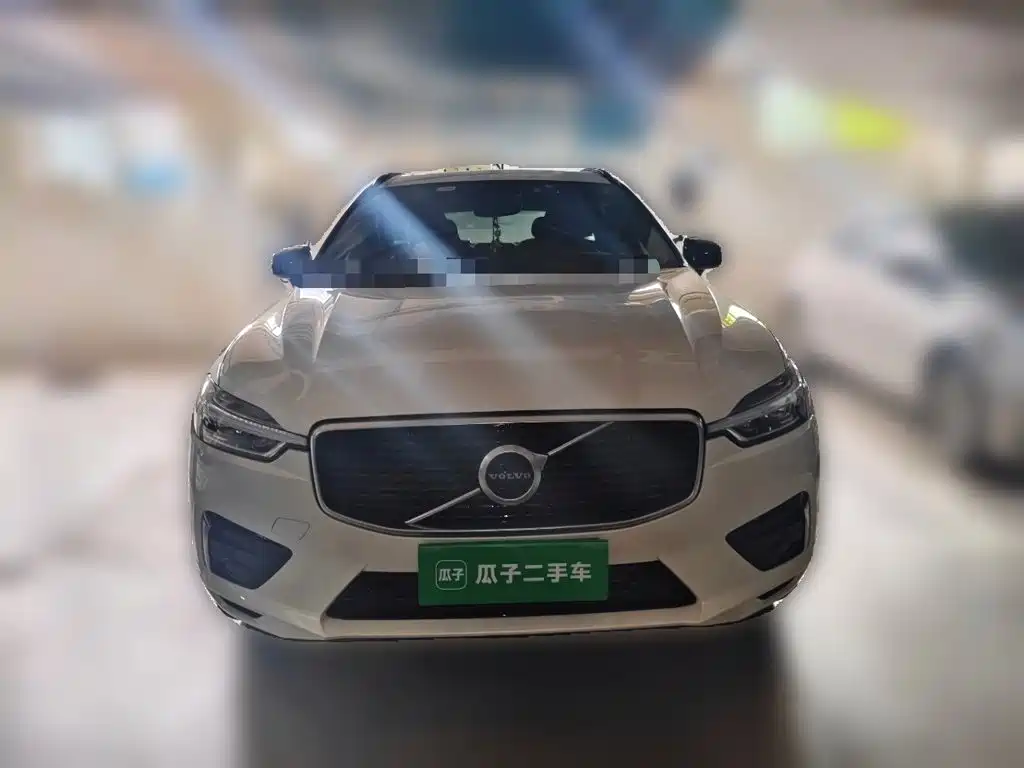 Volvo XC60 2020 — фото 24
