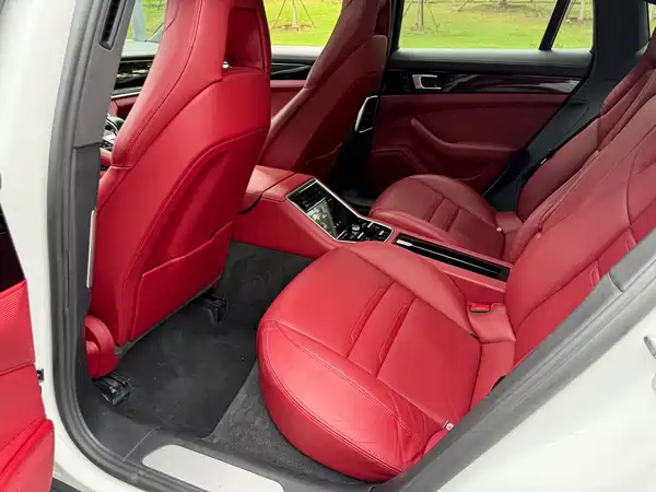 Porsche Panamera 2018