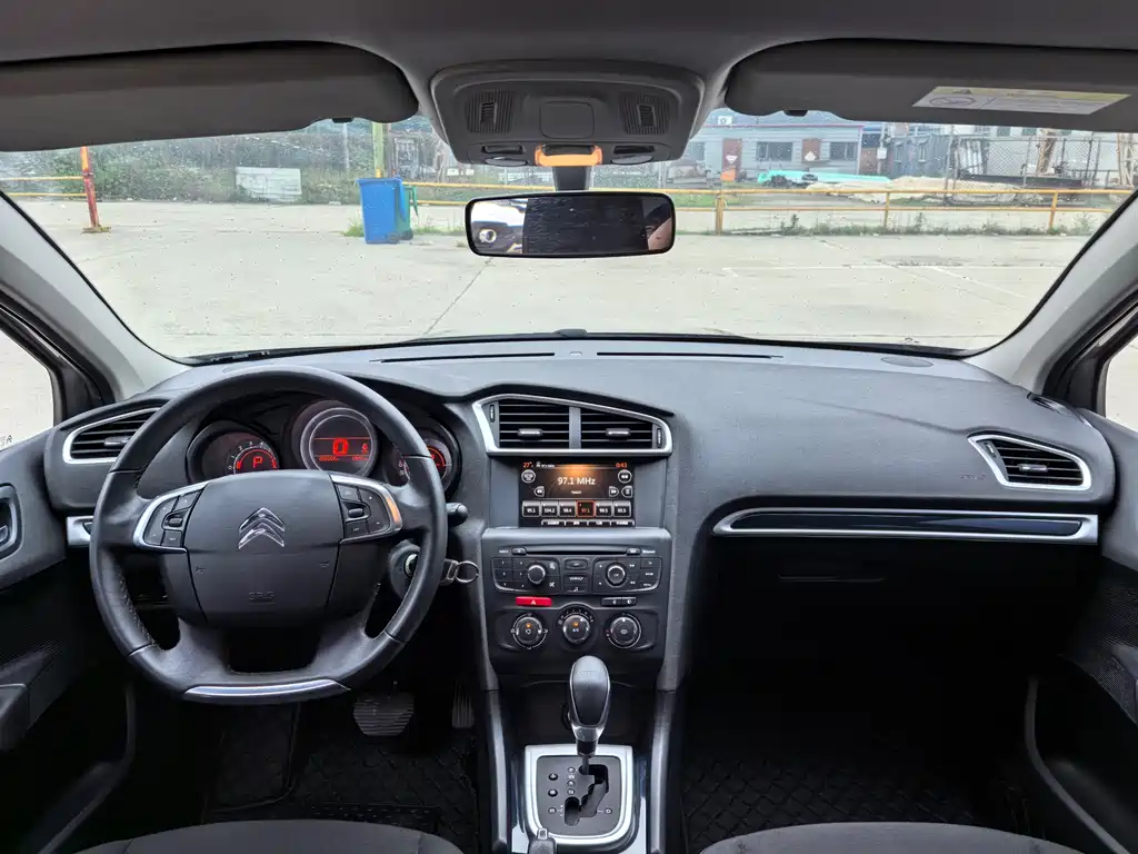 Citroen C4L 2015 — фото 8