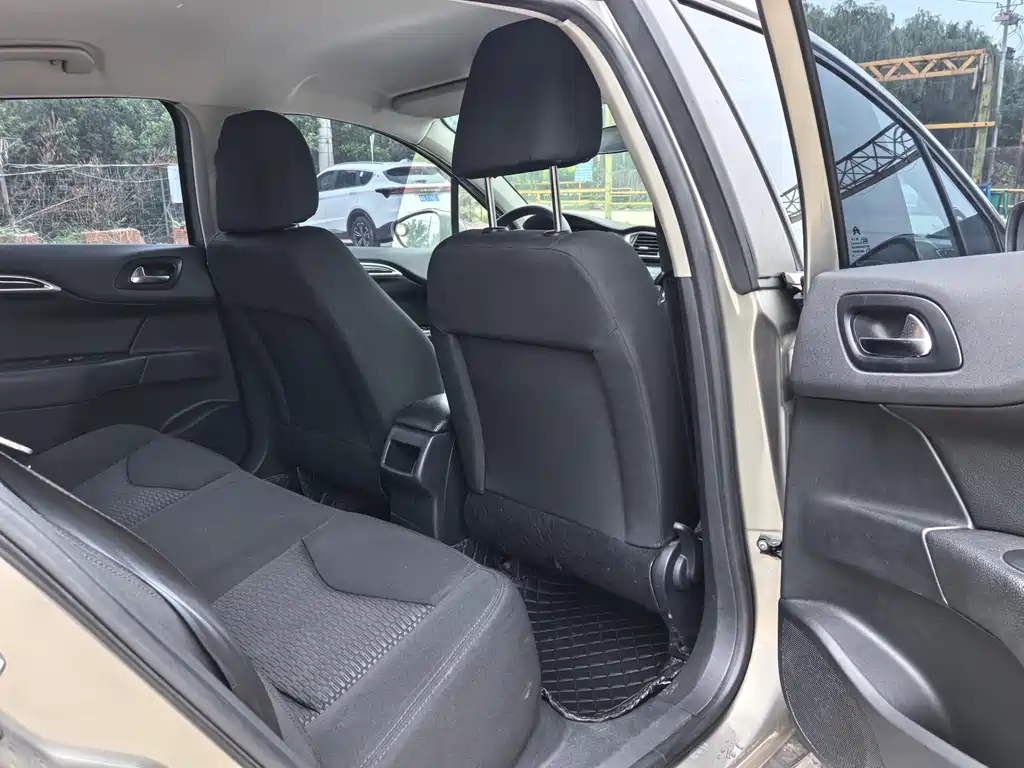 Citroen C4L 2015 — фото 13