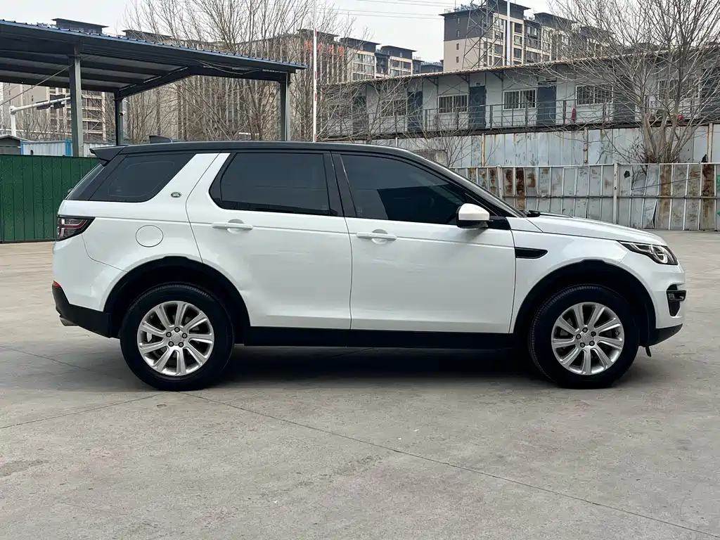Land Rover Discovery Sport 2018 — фото 7