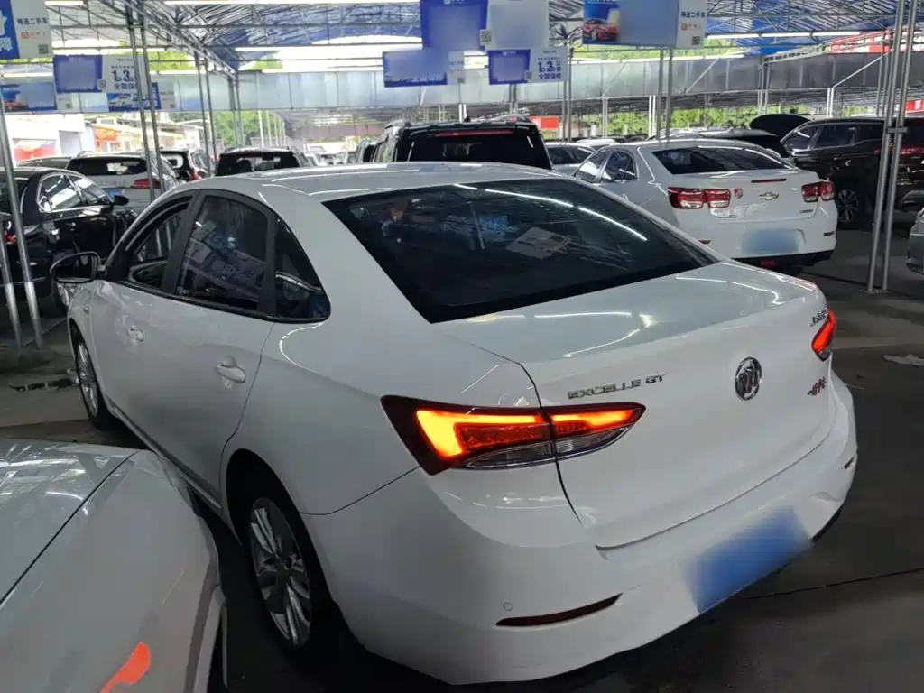 Buick Excelle 2021