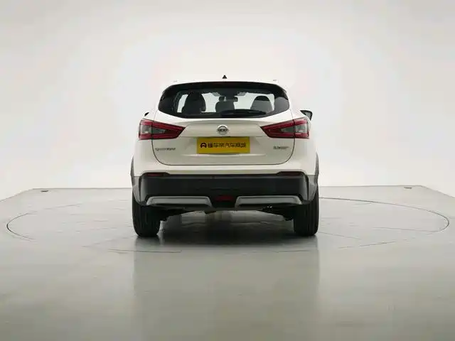 Nissan Qashqai 2023 — фото 3