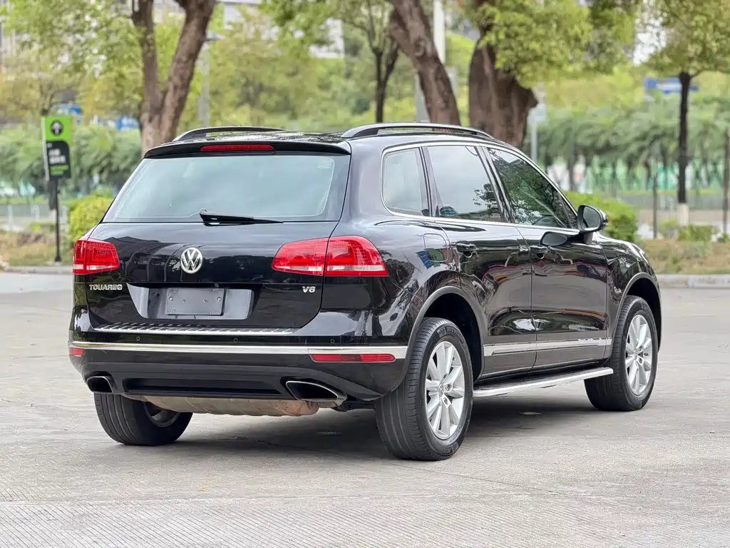 Volkswagen Touareg 2017 — фото 5