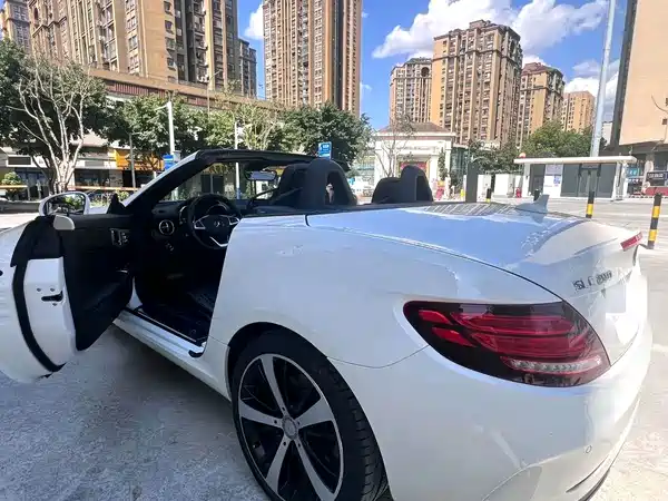 Mercedes-Benz SLC 2017