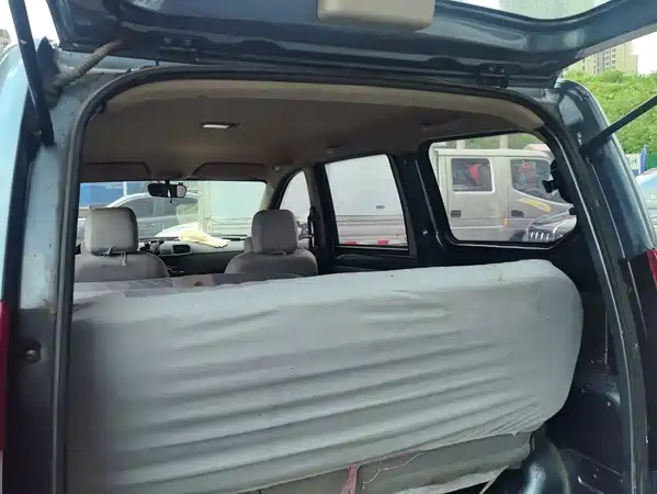Wuling Hongguang 2015