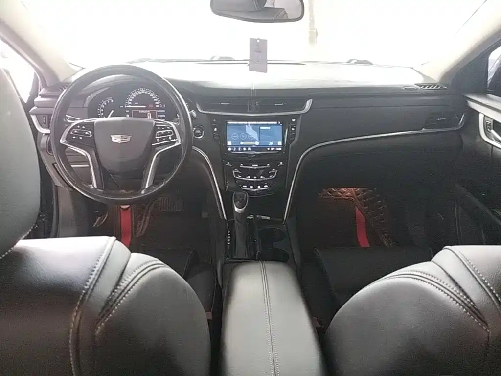 Cadillac XTS 2018 — фото 10