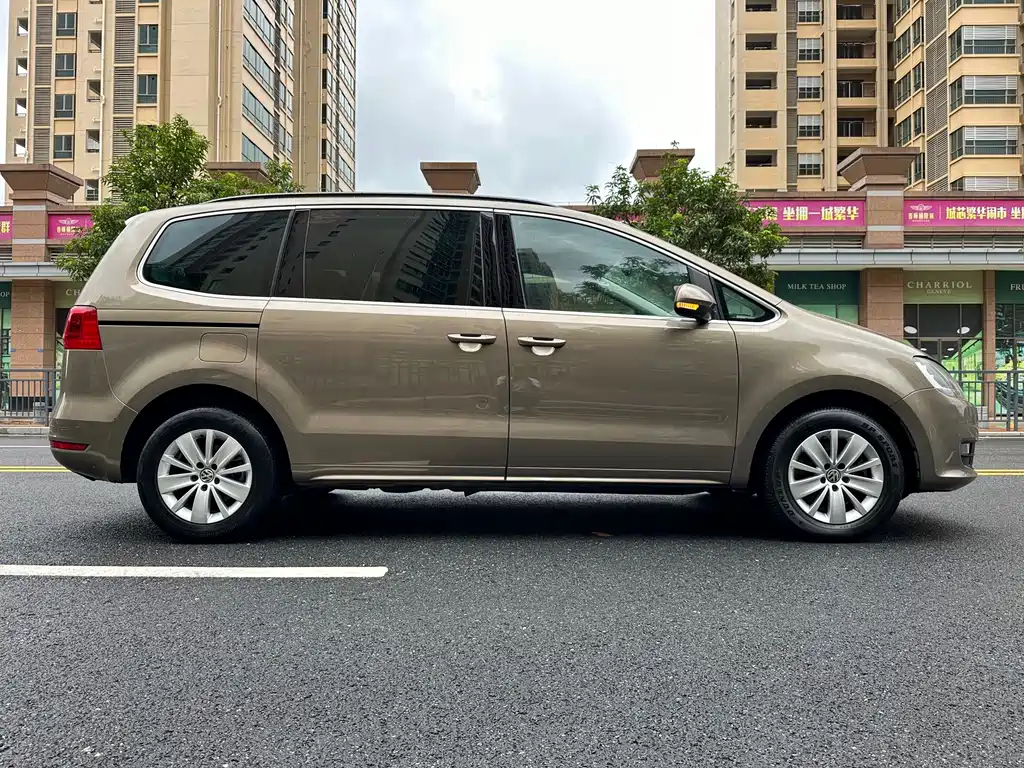 Volkswagen Sharan 2016 — фото 8