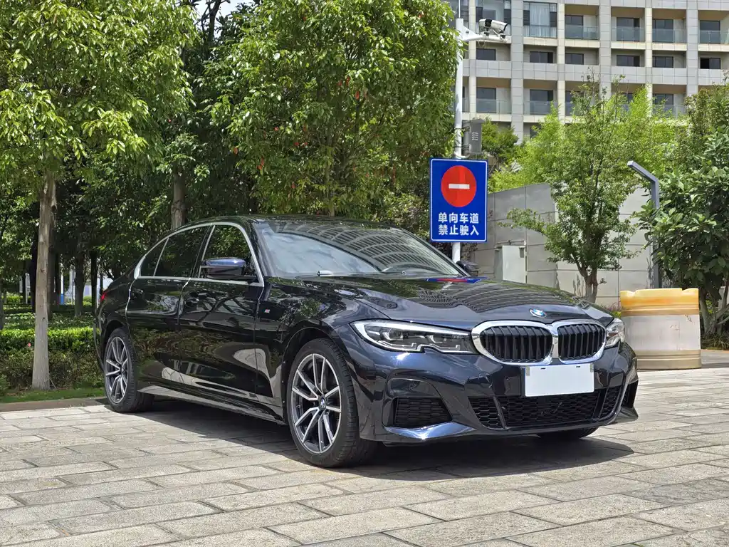 BMW 3 Series 2022