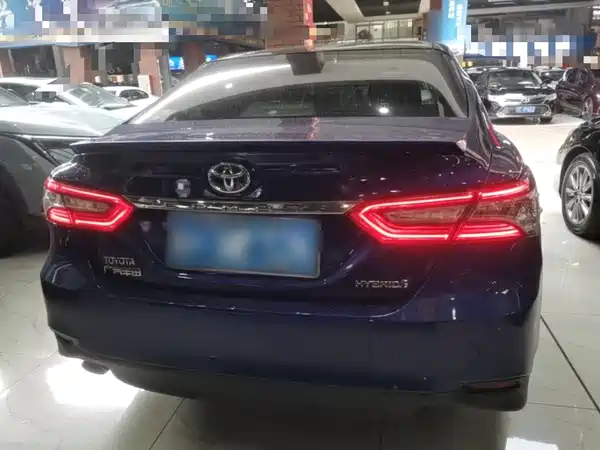 Toyota Camry 2019