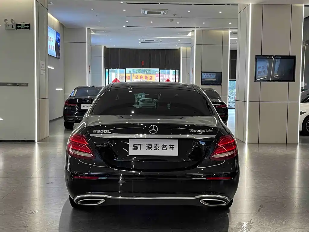 Mercedes-Benz E-Class 2020 — фото 10