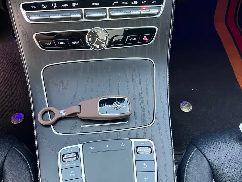 Mercedes-Benz E-Class 2019 — фото 27