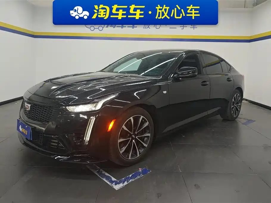 Cadillac CT5 2023 — фото 1