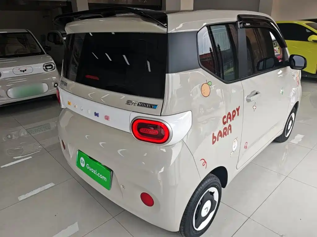 Wuling Hongguang MINIEV 2025