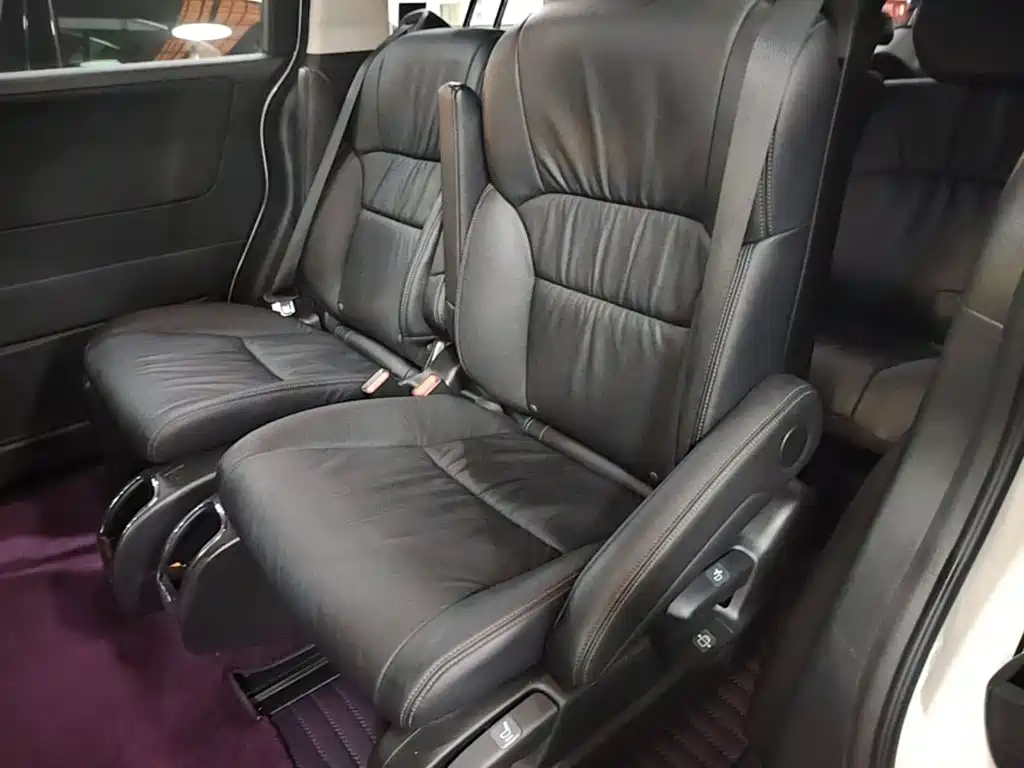 Honda Odyssey 2020 — фото 17