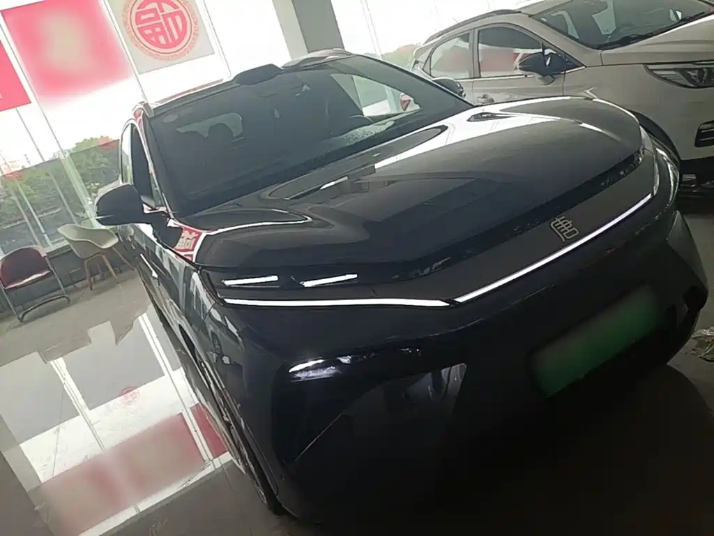 BYD Tang L 2025 — фото 4