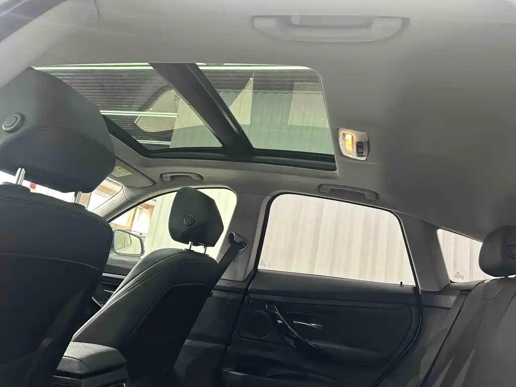 BMW 3 Series GT 2018 — фото 19
