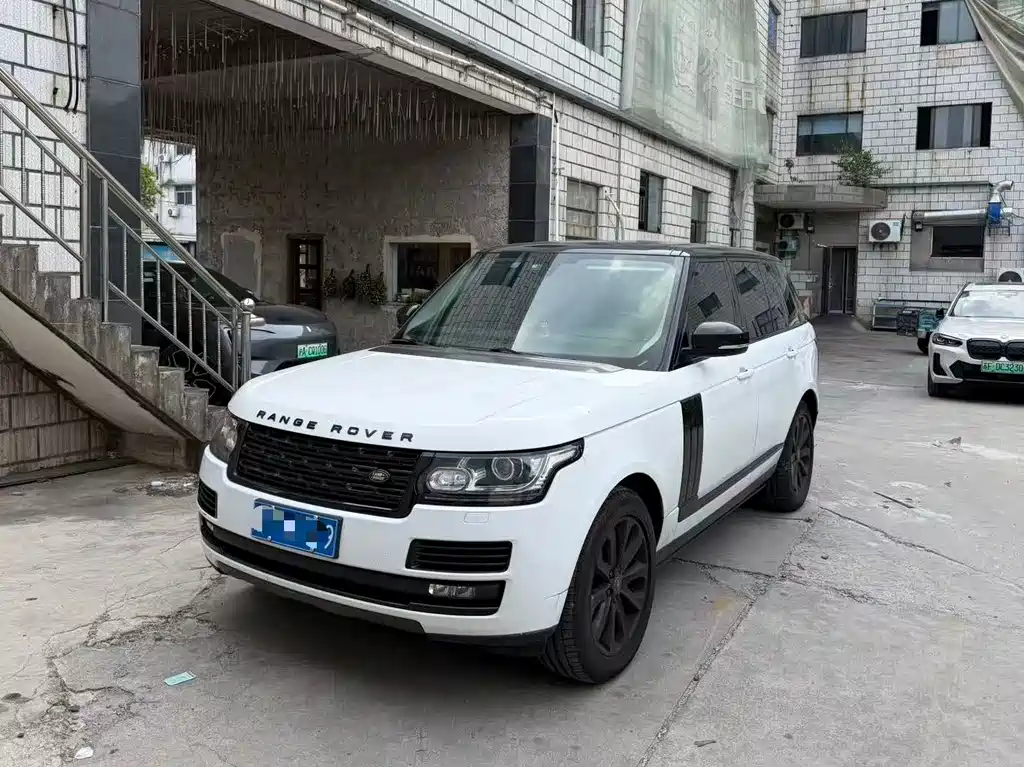 Land Rover Range Rover 2015 — фото 1