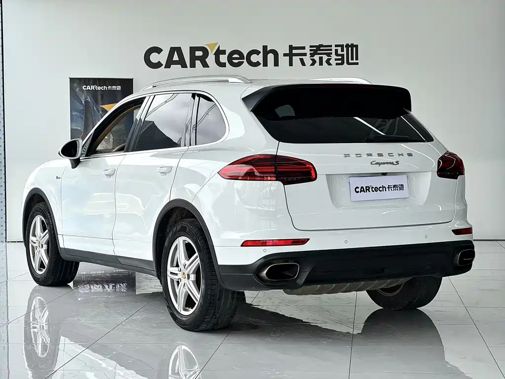 Porsche Cayenne 2015 — фото 7