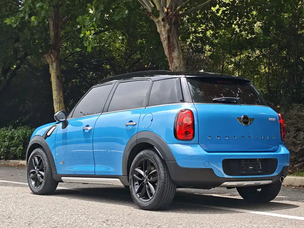 MINI Countryman 2016 — фото 30