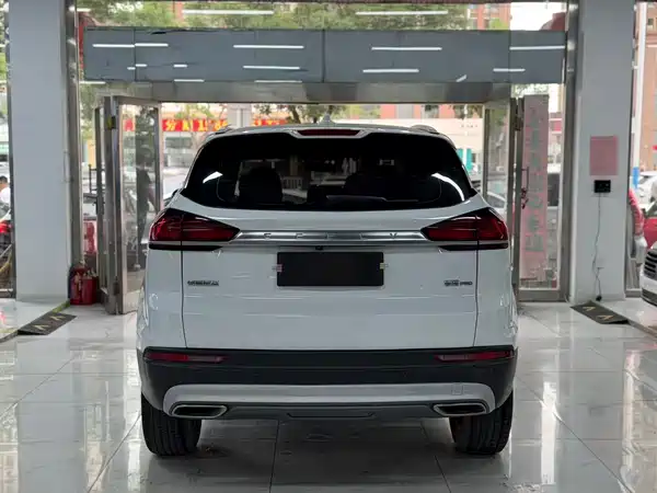 Geely Boyue 2021