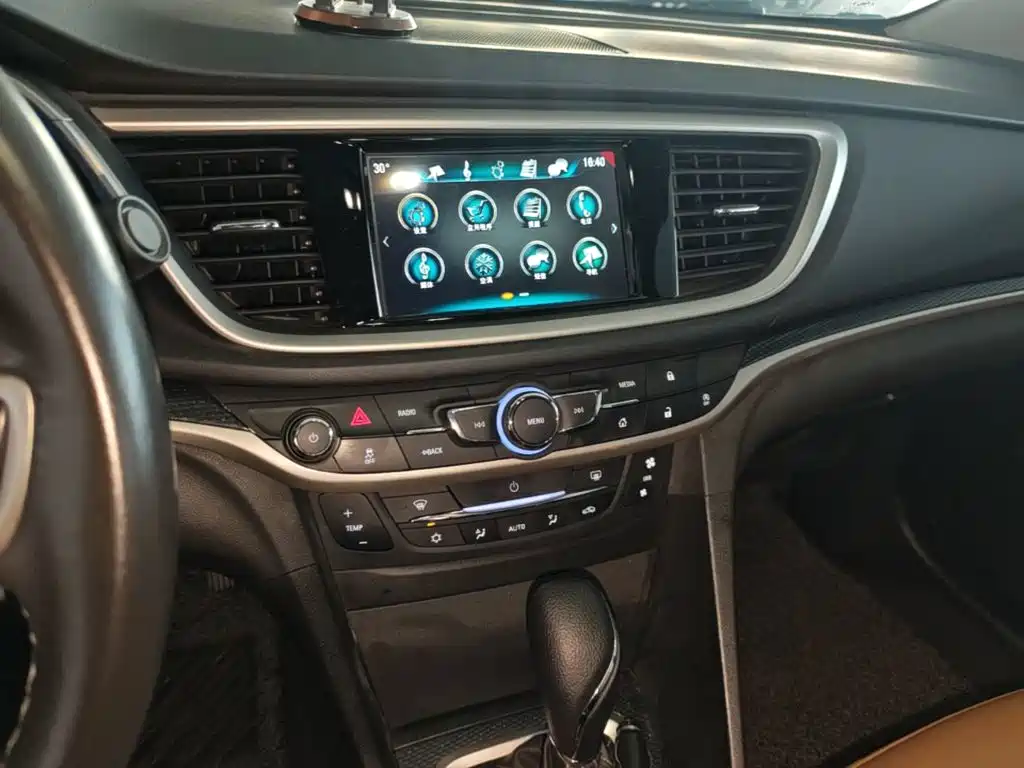Buick Excelle GT 2018 — фото 13