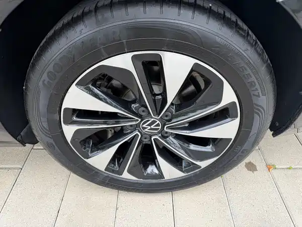 Volkswagen Passat 2022
