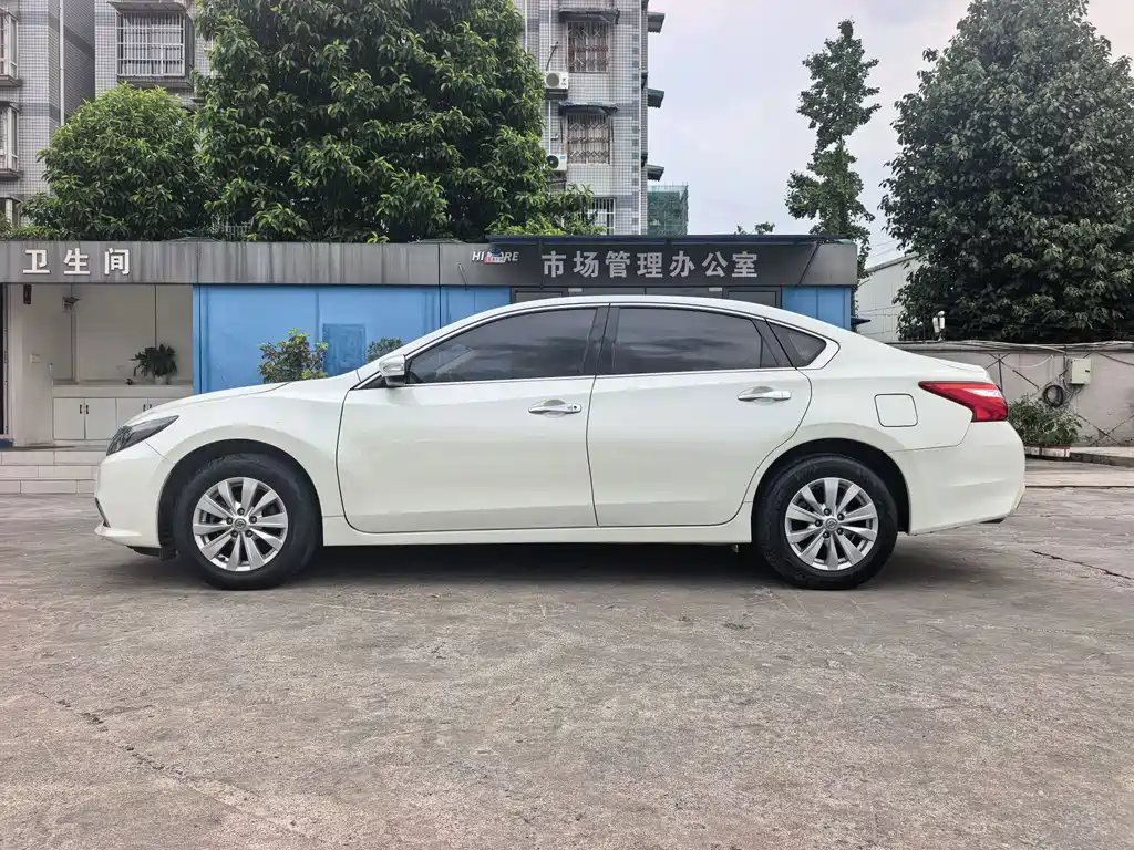 Nissan Teana 2017