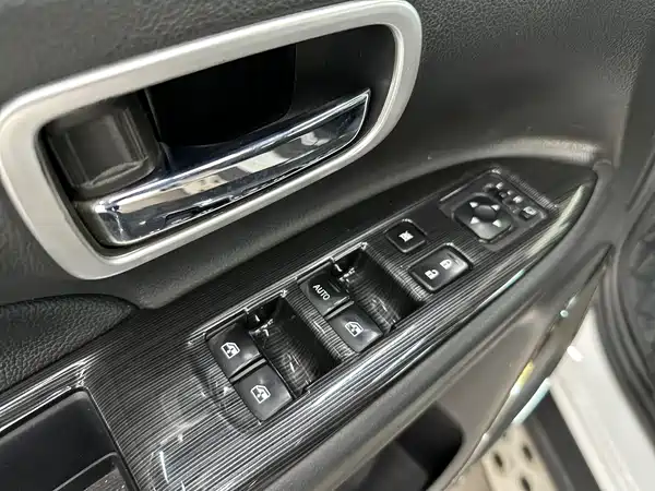 Mitsubishi Outlander 2017