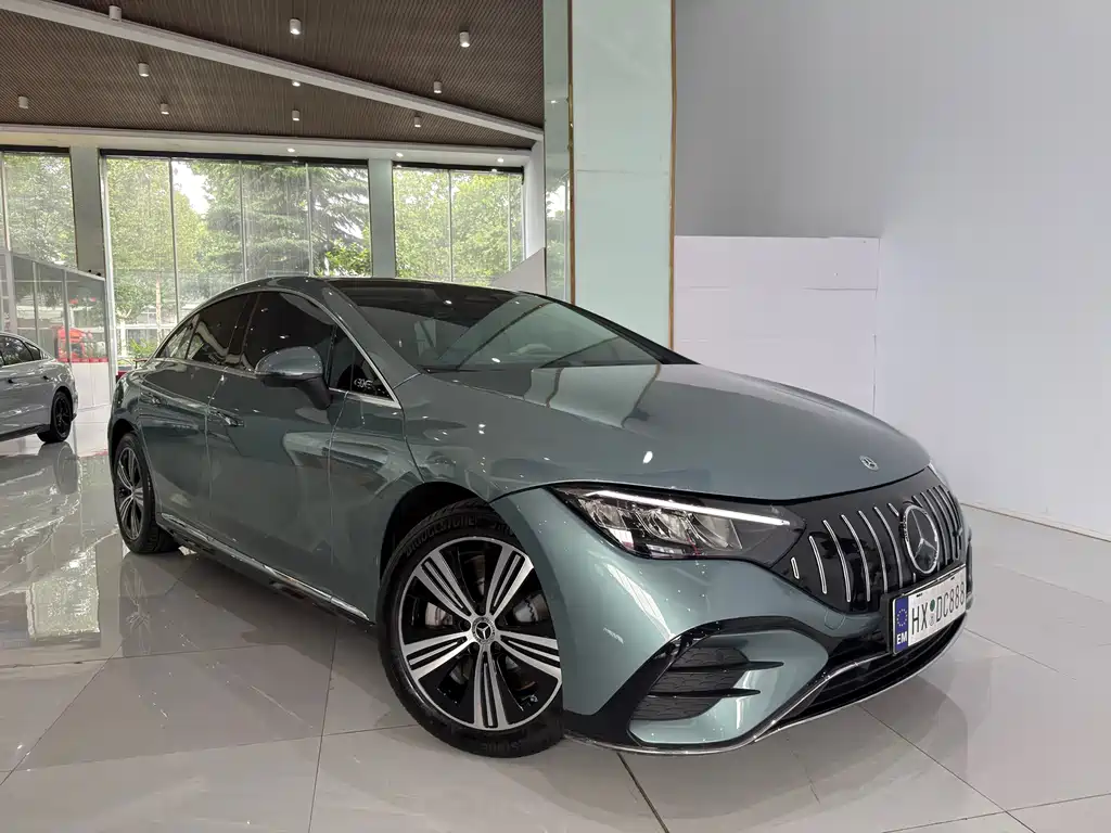 Mercedes-Benz EQE 2025