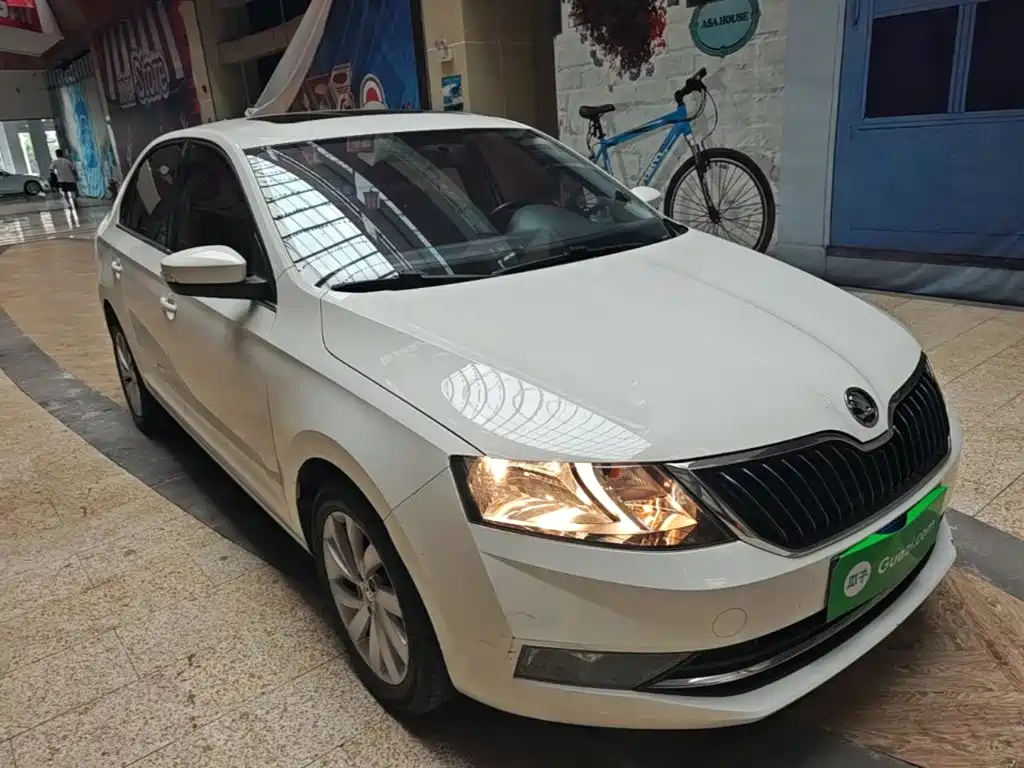 Skoda Rapid 2019 — фото 4