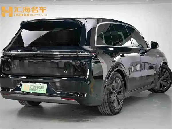 Li Auto L8 2025