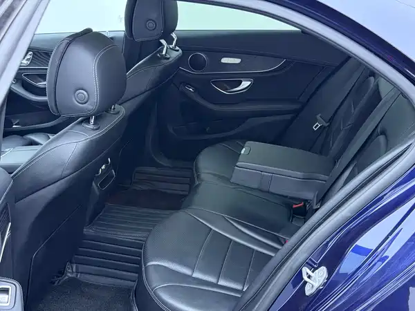 Mercedes-Benz C-Class 2019