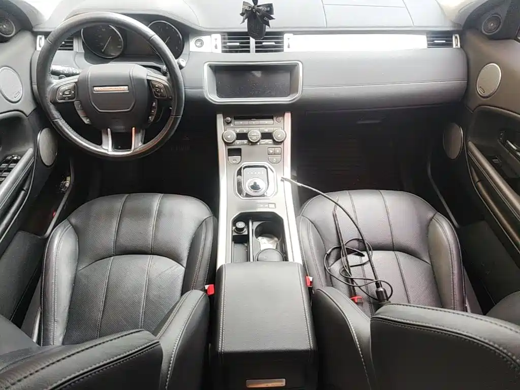 Land Rover Evoque 2019 — фото 10
