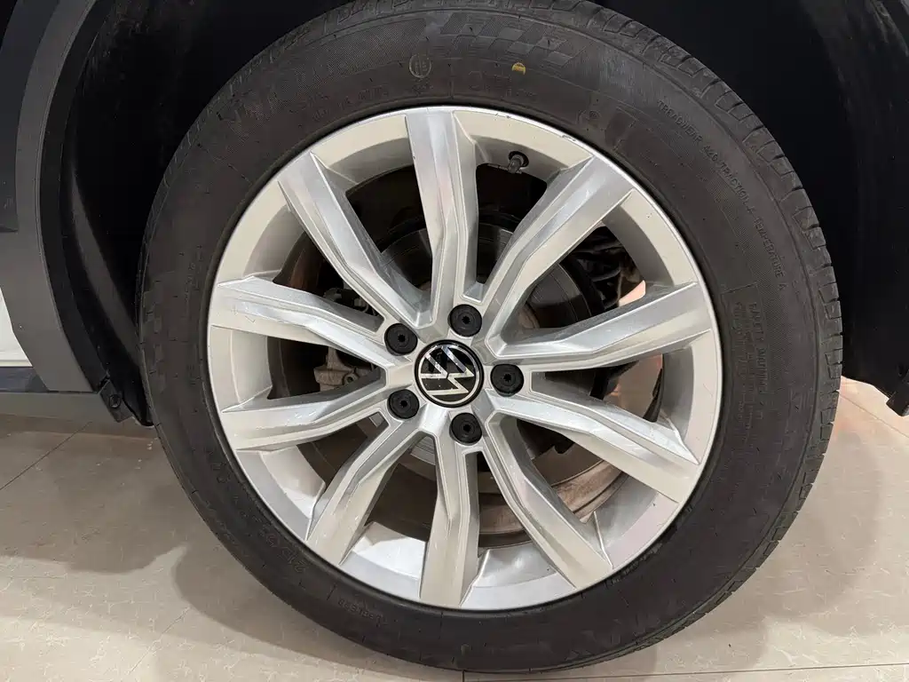 Volkswagen T-Roc 2022 — фото 15