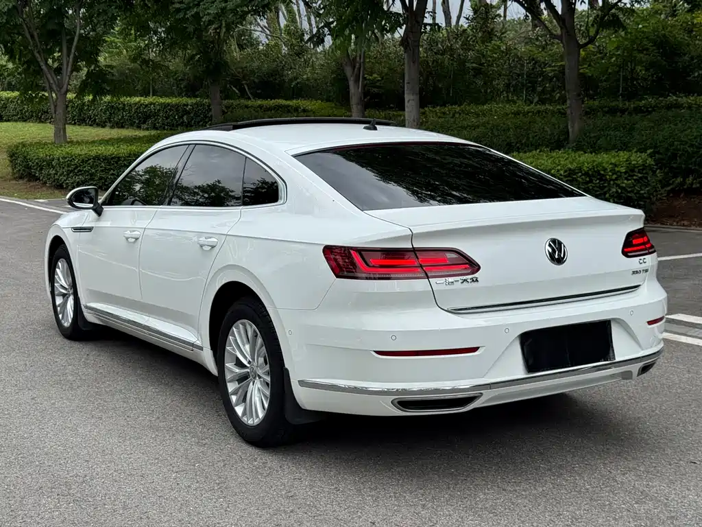 Volkswagen CC 2019 — фото 6