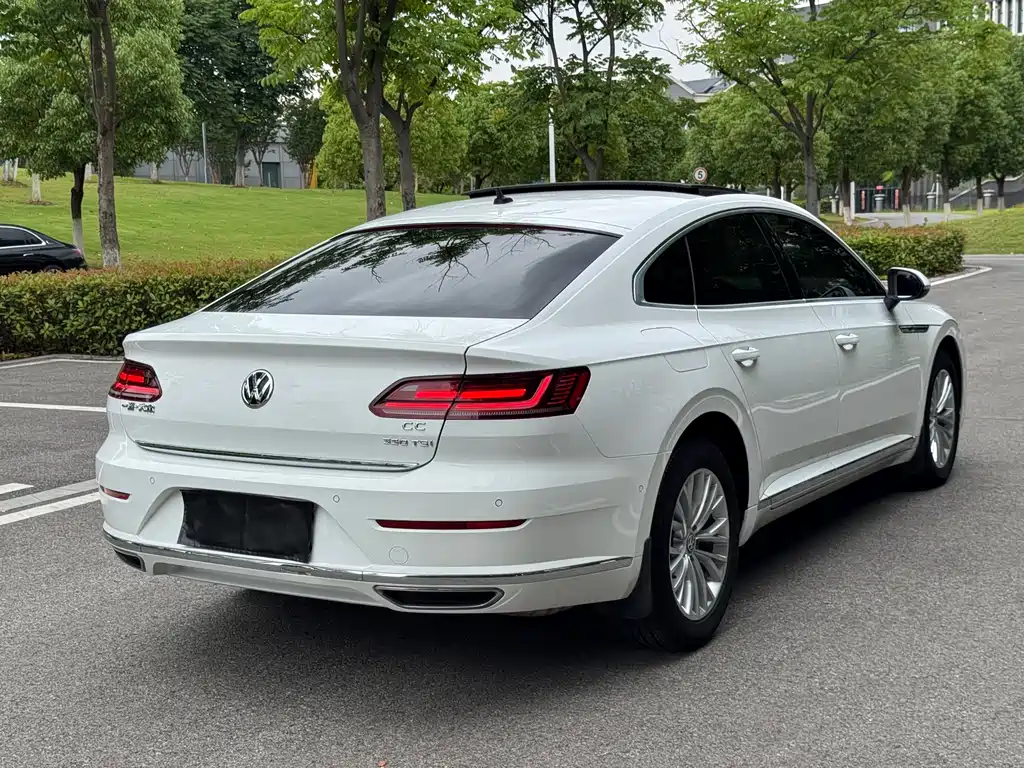 Volkswagen CC 2019 — фото 8