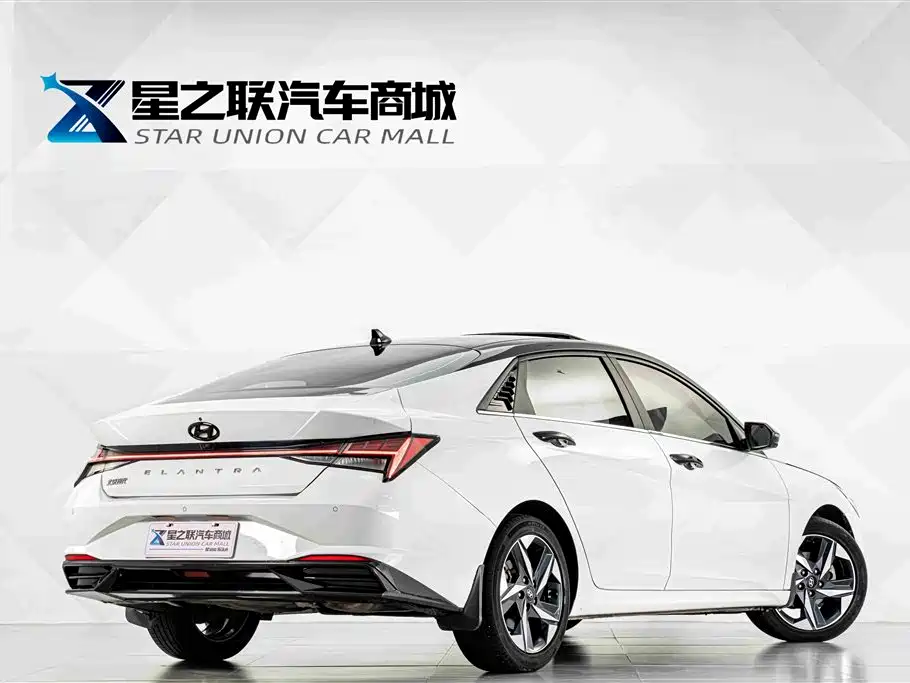 Hyundai Elantra 2021