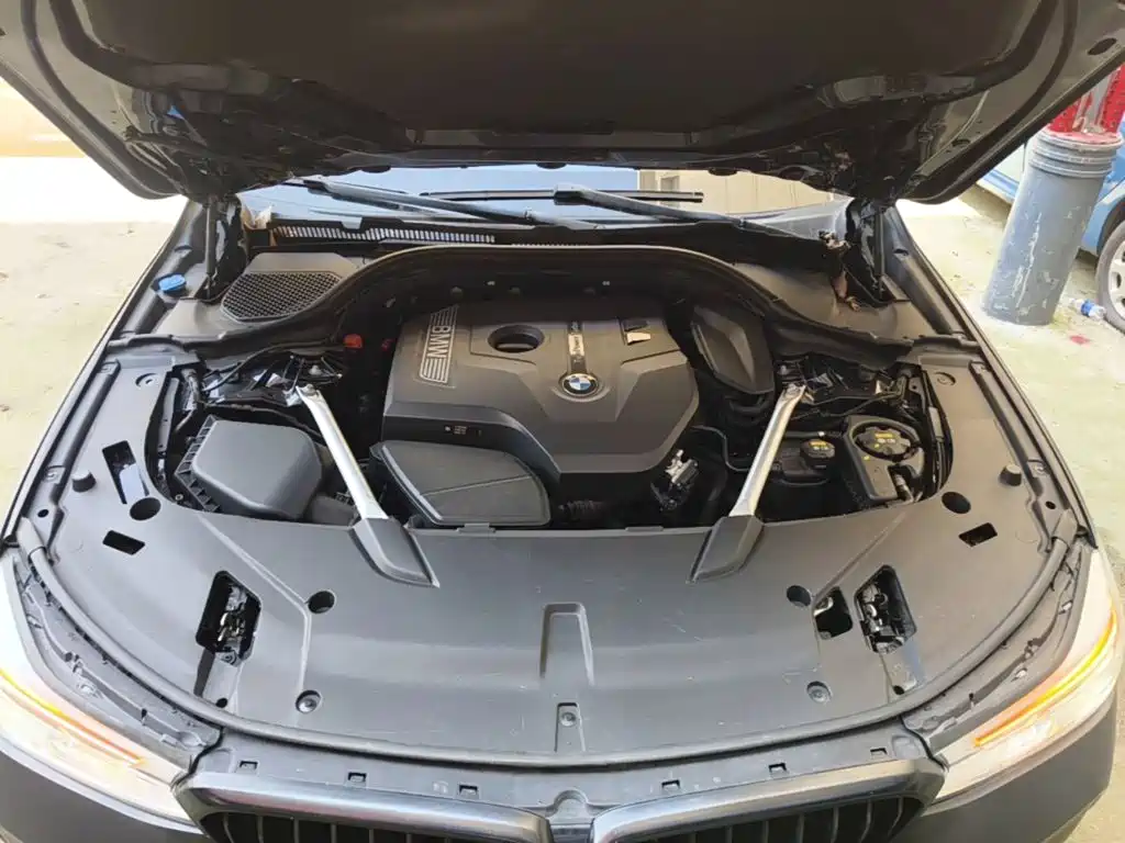 BMW 6 Series GT 2018 — фото 20