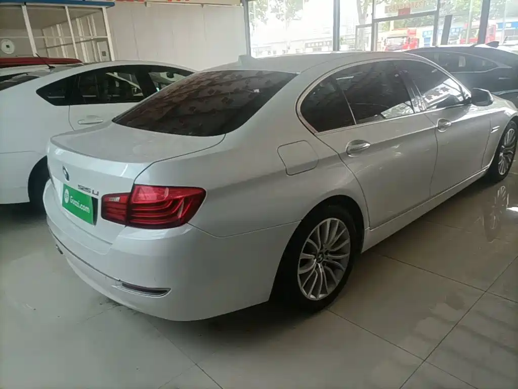 BMW 5 Series 2016