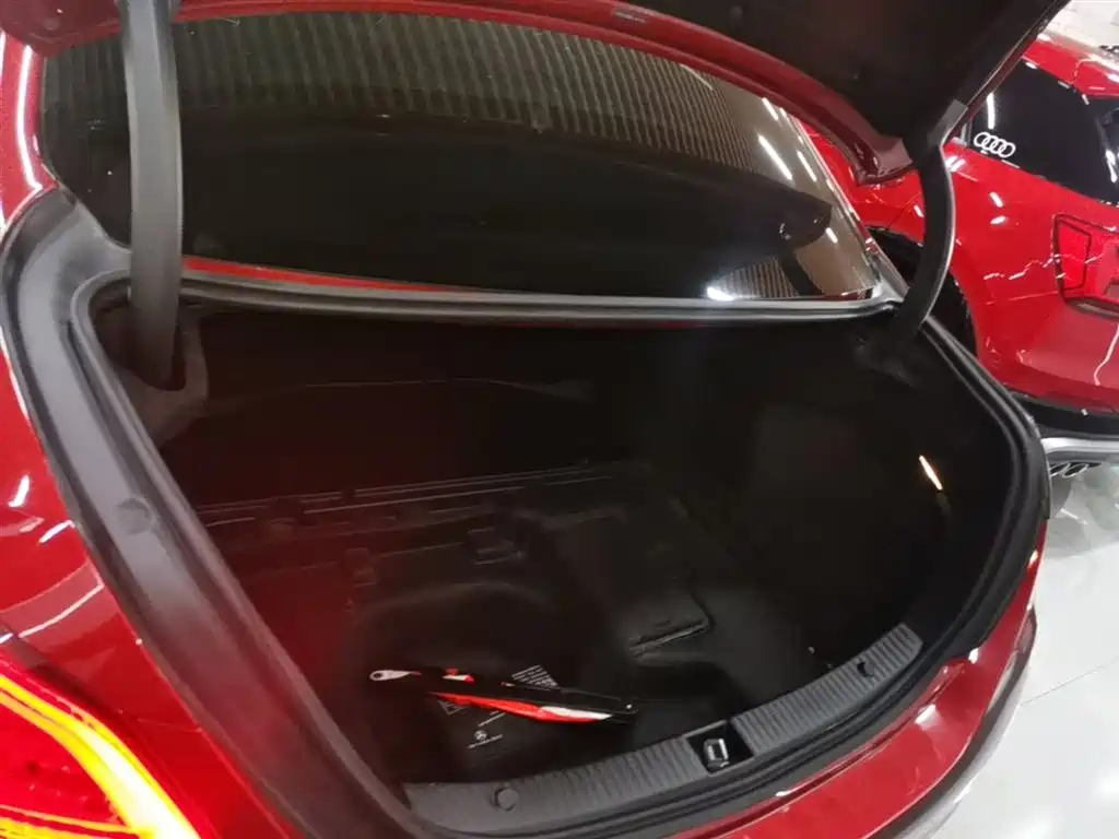 Mercedes-Benz C-Class 2019 — фото 19