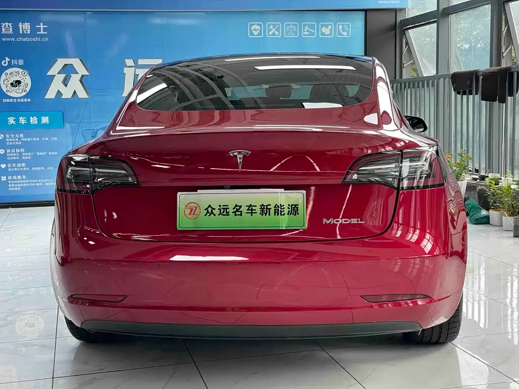 Tesla Model 3 2020 — фото 12